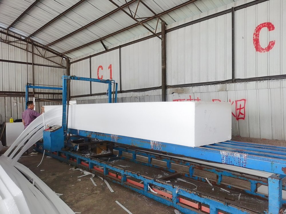 Molding workshop